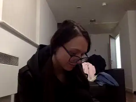 Snapshot of Cerulean chatting on 03.04.25 Cerulean online show from 03.04.25