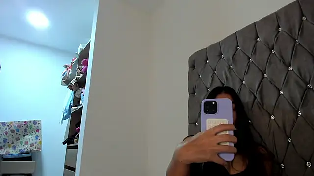 AriaMontgomery online show from 01.08.25