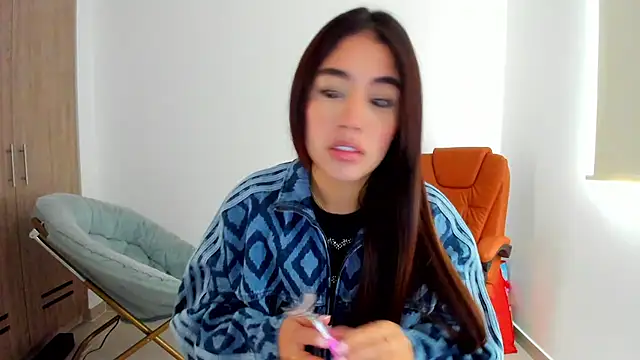 Snapshot of AriaMontgomery chatting on 03.06.25 AriaMontgomery online show from 03.06.25