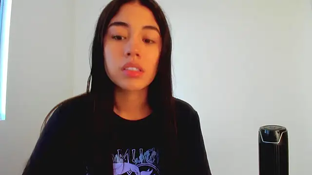 Snapshot of AriaMontgomery chatting on 07.16.26 AriaMontgomery online show from 07.16.26