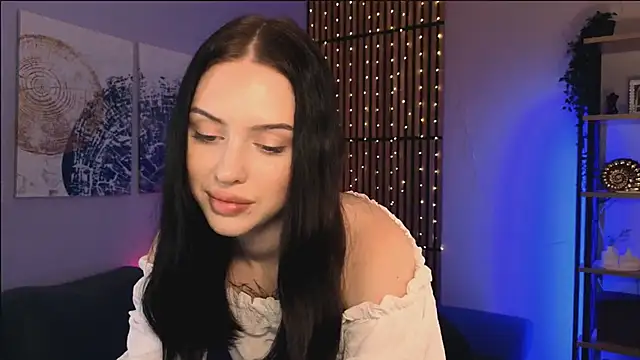 Snapshot of StellaryShy chatting on 12.09.24 StellaryShy online show from 12.09.24