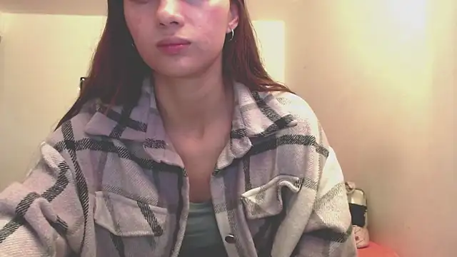 holy juli online show from 04.07.26