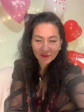 Snapshot of Tina_Moretti chatting on 02.15.25 Tina Moretti online show from 02.15.25