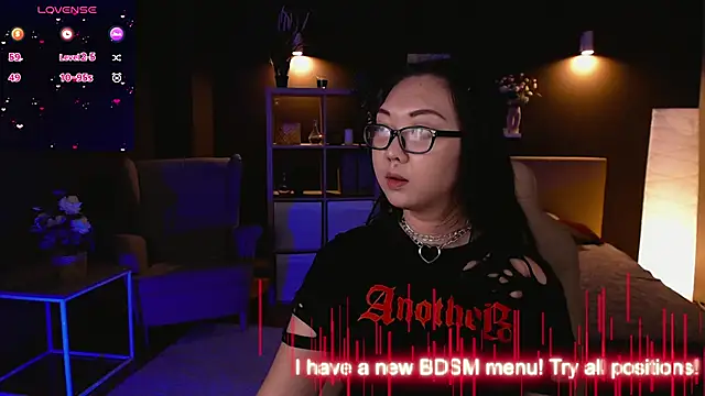 Snapshot of Marine_Vact chatting on 01.19.25 Marine Vact online show from 01.19.25