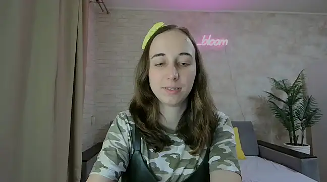 Anika bloom online show from 02.01.25