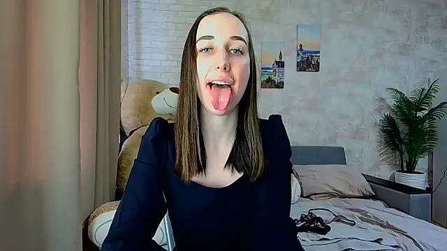 Anika bloom online show from 02.02.26