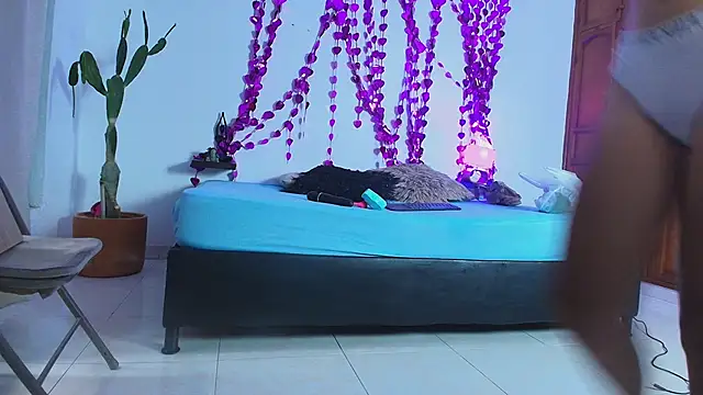 Snapshot of miwa_cute chatting on 03.07.25 miwa cute online show from 03.07.25