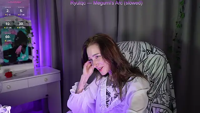 Snapshot of sayonara_6 chatting on 10.17.25 sayonara 6 online show from 10.17.25