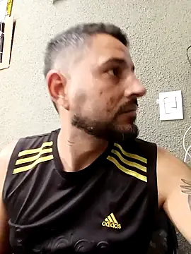 P4uzud4O online show from 04.16.26