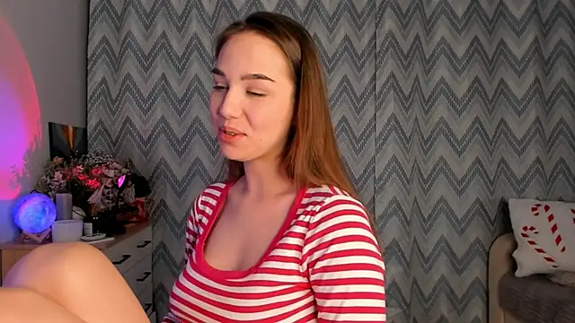 Snapshot of Tate_Angel chatting on 01.21.25 Tate Angel online show from 01.21.25