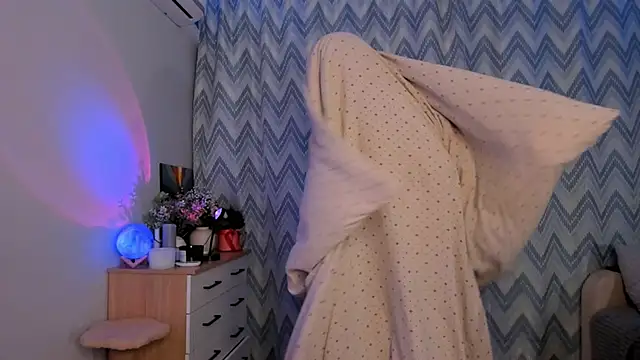 Snapshot of Tate_Angel chatting on 01.22.25 Tate Angel online show from 01.22.25