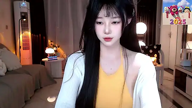 sweateanv  online show from 01.18.25