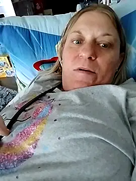 Playmate86 online show from 02.27.25