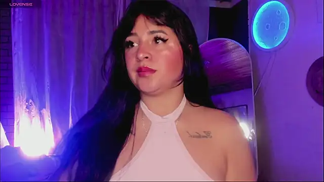 Snapshot of sunshine_maddy chatting on 02.05.25 sunshine maddy online show from 02.05.25