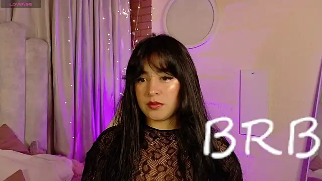 Snapshot of sunshine_maddy chatting on 09.12.25 sunshine maddy online show from 09.12.25