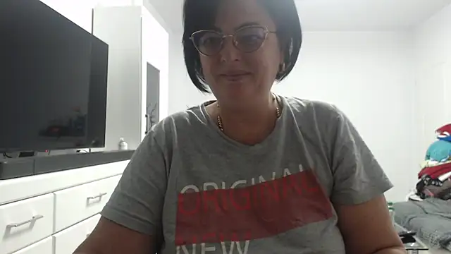 Snapshot of Amandamuller1982 chatting on 09.23.25 Amandamuller1982 online show from 09.23.25