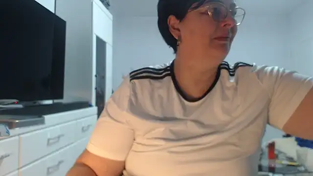 Amandamuller1982 online show from 03.15.26