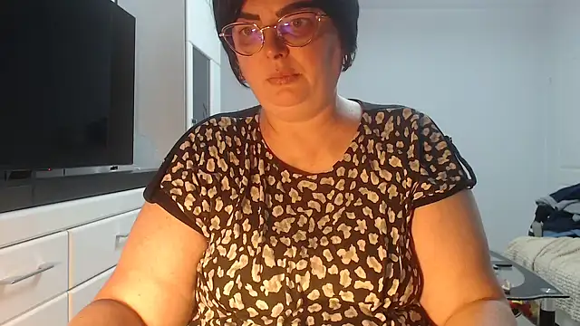 Amandamuller1982 online show from 04.16.26