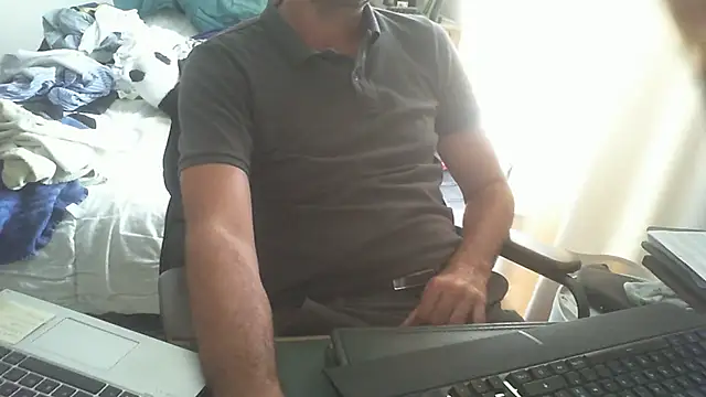Snapshot of shyfrenchcock1 chatting on 07.16.26 shyfrenchcock1 online show from 07.16.26