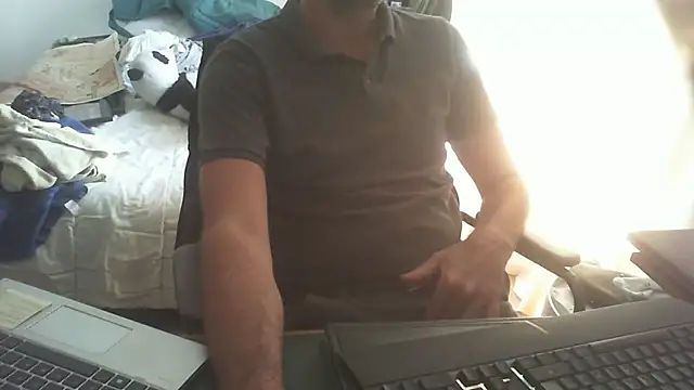 Snapshot of shyfrenchcock1 chatting on 07.17.26 shyfrenchcock1 online show from 07.17.26