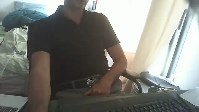 Snapshot of shyfrenchcock1 chatting on 07.28.26 shyfrenchcock1 online show from 07.28.26