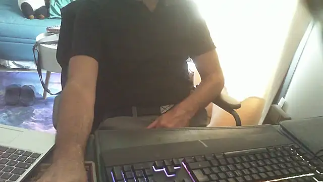 Snapshot of shyfrenchcock1 chatting on 07.29.26 shyfrenchcock1 online show from 07.29.26