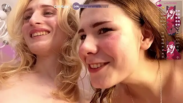 Snapshot of Bella_Murrr chatting on 12.27.24 Bella Murrr online show from 12.27.24