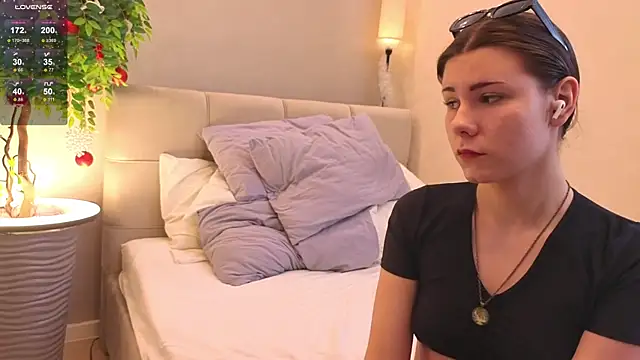 Snapshot of Bella_Murrr chatting on 03.20.25 Bella Murrr online show from 03.20.25