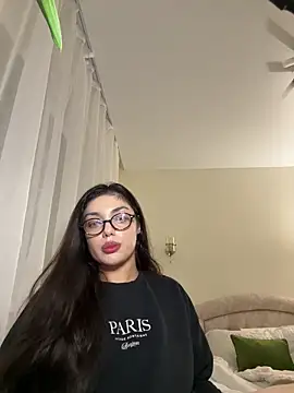 Snapshot of Sweet_Khalifa_ chatting on 01.25.25 Sweet Khalifa online show from 01.25.25