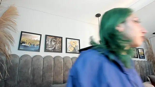 Im gaia online show from 12.18.25