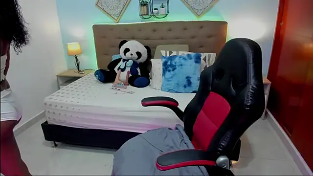 Edelaine rogers online show from 11.14.25