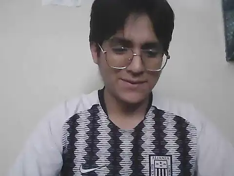 Snapshot of HardDick2 chatting on 06.28.26 HardDick2 online show from 06.28.26