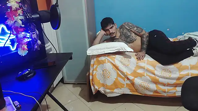 Badboyi1997 online show from 10.05.25