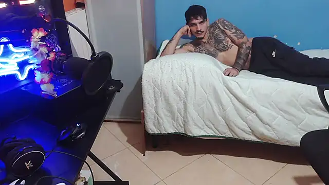 Badboyi1997 online show from 10.19.25