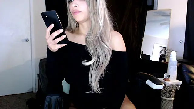 liadivina online show from 03.13.25