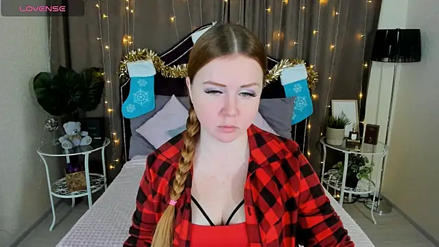 BettyBloom69 online show from 12.17.24