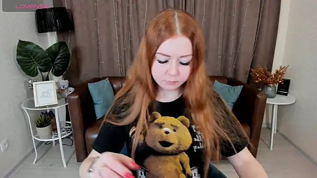 BettyBloom69 online show from 01.28.25