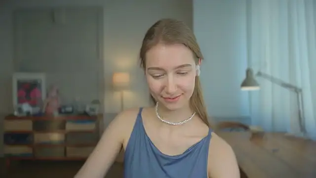 solar bella online show from 02.25.25