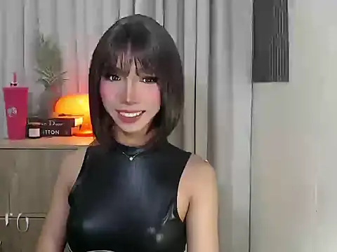 LexieTrixie online show from 11.29.25