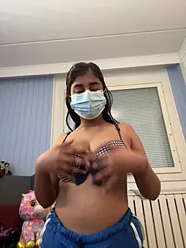 Snapshot of ScarletAss chatting on 01.21.25 ScarletAss online show from 01.21.25