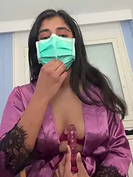 Snapshot of ScarletAss chatting on 02.09.25 ScarletAss online show from 02.09.25