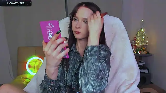 Snapshot of Pinkyberry6969 chatting on 12.29.24 Pinkyberry6969 online show from 12.29.24