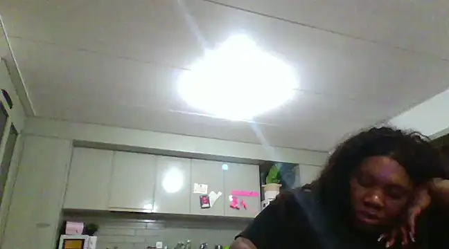 Snapshot of bonbonaumiel chatting on 12.07.24 bonbonaumiel online show from 12.07.24