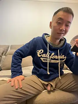 Snapshot of ngg9414 chatting on 02.18.25 ngg9414 online show from 02.18.25