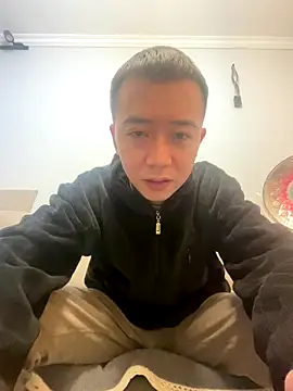 Snapshot of ngg9414 chatting on 12.17.25 ngg9414 online show from 12.17.25