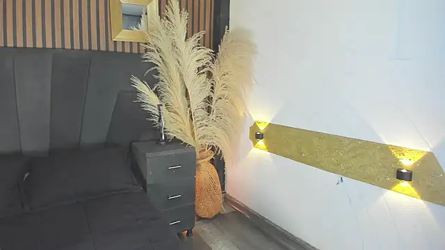 NaxaAndLexi  online show from 04.12.26