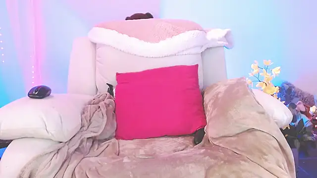 Snapshot of concubine chatting on 12.27.24 concubine online show from 12.27.24