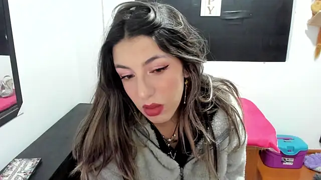 queen-natty online show from 01.31.25