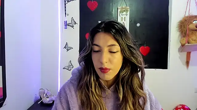 queen-natty online show from 02.18.25