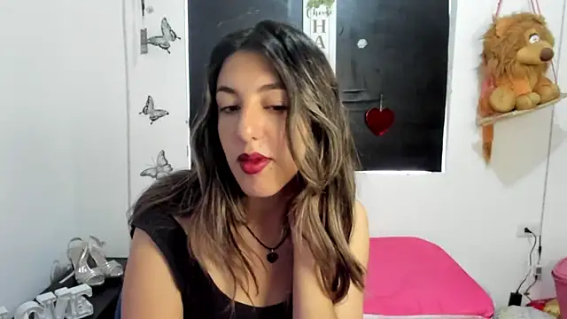 queen-natty online show from 03.10.25